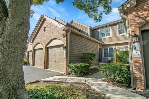 1475 Aberdeen Ct #83, Naperville, IL 60564