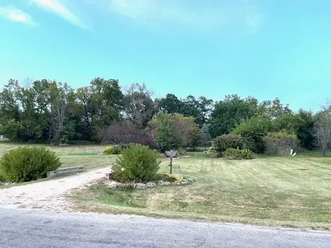 Exterior - 1376 Coven Cir, Davis, IL 61019 photo 19 of 20