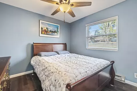 Bedroom - 1376 Coven Cir, Davis, IL 61019 photo 1 of 4