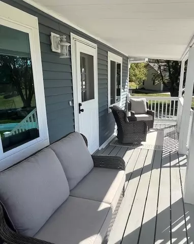 Exterior - 1376 Coven Cir, Davis, IL 61019 photo 5 of 20