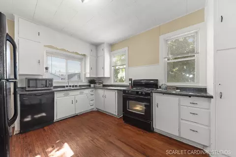 Kitchen - 159 S Porter St, Elgin, IL 60120 photo 1 of 3