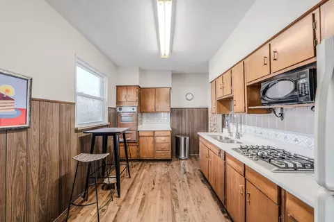 Kitchen - 6435 Sinclair Ave, Berwyn, IL 60402 photo 1 of 1