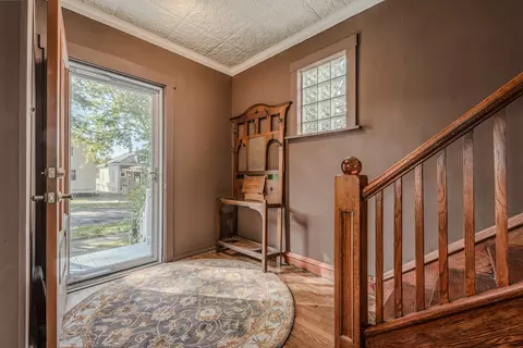 Entry Way - 6435 Sinclair Ave, Berwyn, IL 60402 photo 1 of 1