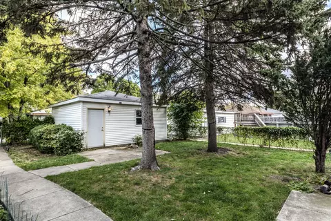 Exterior - 6435 Sinclair Ave, Berwyn, IL 60402 photo 1 of 2