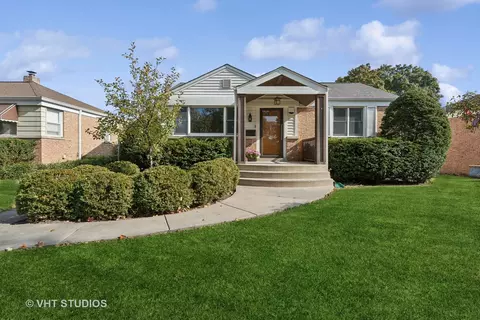 9027 Austin Ave, Morton Grove, IL 60053
