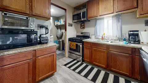511 W Meyer St, Thomasboro, IL 61878 photo 5
