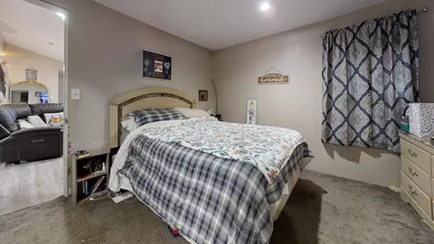511 W Meyer St, Thomasboro, IL 61878 photo 7