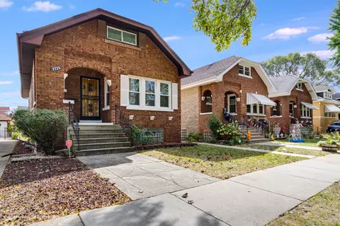 2225 Kenilworth Ave, Berwyn, IL 60402