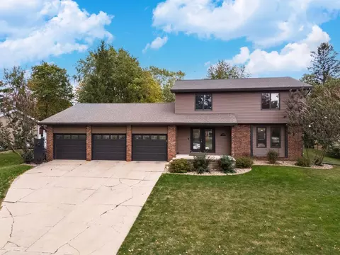 2703 Ridge Rd, Bloomington, IL 61704 photo 2