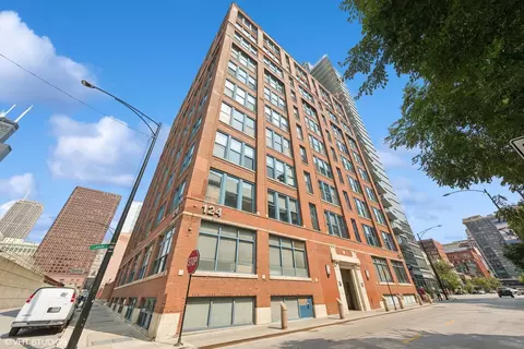 124 W Polk St #205, Chicago, IL 60605