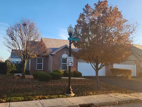17148 Fontana Ln, Lockport, IL 60441