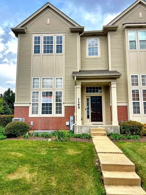 1165 Kilbery Ln #1165, North Aurora, IL 60542