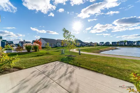Exterior - 1591 Timberland Dr, Algonquin, IL 60102 photo 6 of 7