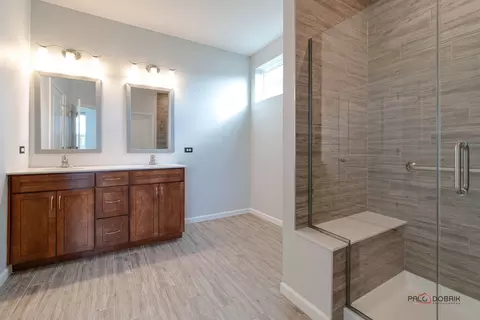 Bath - 1591 Timberland Dr, Algonquin, IL 60102 photo 2 of 2