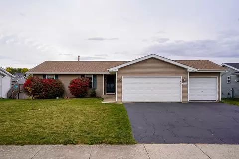 4426 Clearfield Ave, Rockford, IL 61109