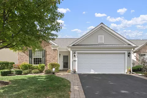 2468 Rolling Rdg, Elgin, IL 60124