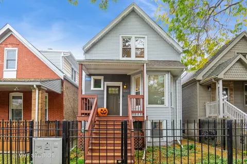 4249 N Bernard St, Chicago, IL 60618