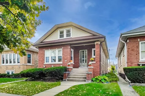 6135 W Patterson Ave, Chicago, IL 60634