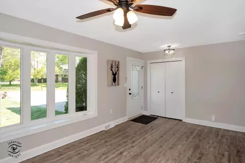 Entry Way - 125 3rd St, Manhattan, IL 60442 photo 1 of 3
