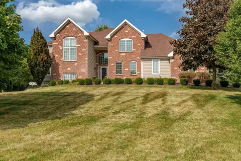 1622 Valley View Dr, Belvidere, IL 61008