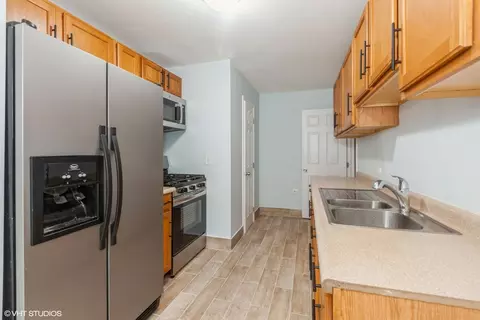 1661 Valley Forge Ct #C, Wheaton, IL 60189 photo 6