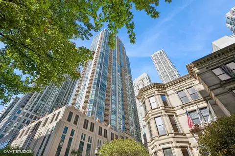 21 E Huron St #2601, Chicago, IL 60611