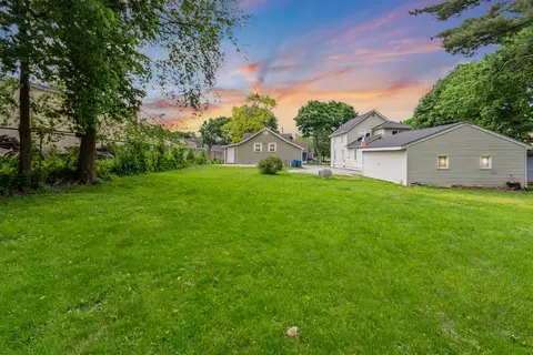 630 4th Ave, Aurora, IL 60505 photo 16