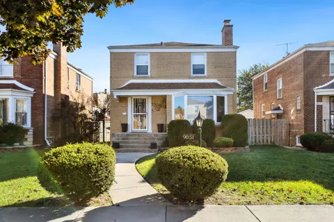 9051 S Justine St, Chicago, IL 60620