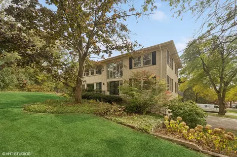 383 Hastings Ave, Highland Park, IL 60035