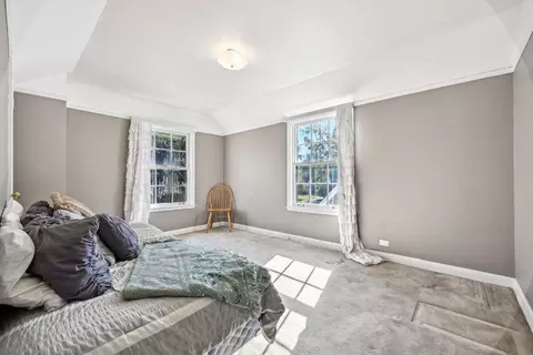 886 S 2nd Ave, Des Plaines, IL 60016 photo 29