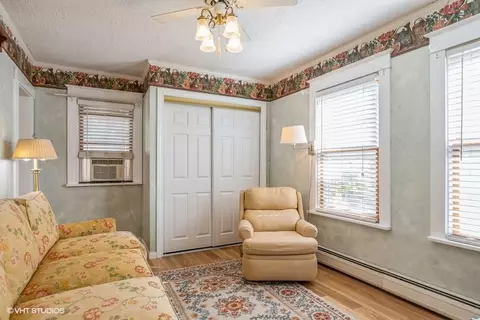 521 S 3rd St, West Dundee, IL 60118 photo 8