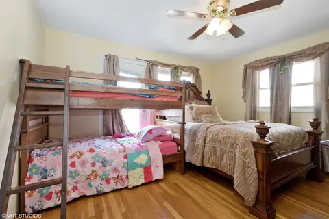 Bedroom - 2808 Norma Ct, Glenview, IL 60025 photo 3 of 3