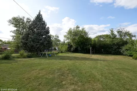 Exterior - 2808 Norma Ct, Glenview, IL 60025 photo 3 of 3