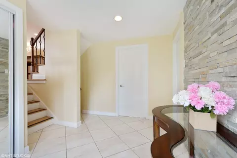Entry Way - 2808 Norma Ct, Glenview, IL 60025 photo 1 of 1