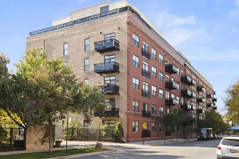 1735 W Diversey Pkwy #516, Chicago, IL 60614