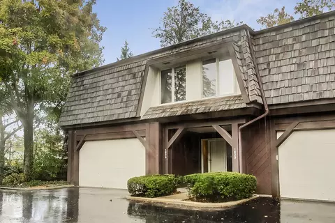 1625 Winnetka Rd, Glenview, IL 60025 photo 2