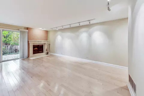 1625 Winnetka Rd, Glenview, IL 60025 photo 8