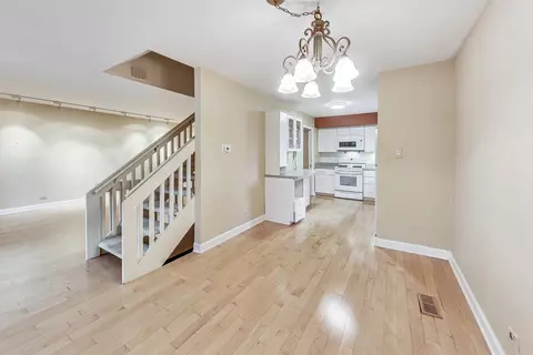 1625 Winnetka Rd, Glenview, IL 60025 photo 12