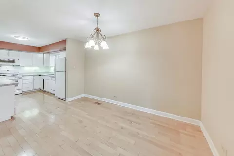 1625 Winnetka Rd, Glenview, IL 60025 photo 11