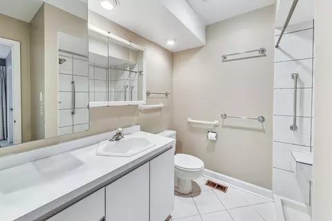 1625 Winnetka Rd, Glenview, IL 60025 photo 24