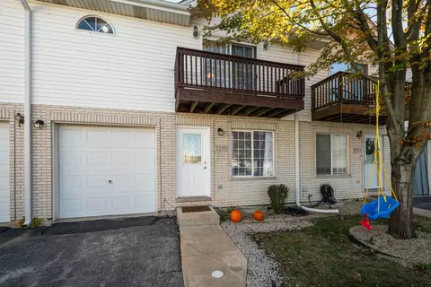 7255 S Ferdinand Ave, Bridgeview, IL 60455