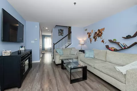 7255 S Ferdinand Ave, Bridgeview, IL 60455 photo 8