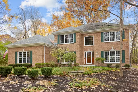 1210 Keim Trl, Saint Charles, IL 60174