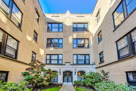 828 Michigan Ave #D3, Evanston, IL 60202
