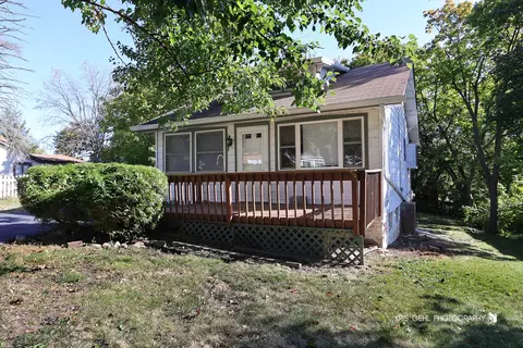 35565 N Everett Ave, Ingleside, IL 60041 photo 2