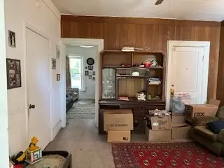 Entry Way - 336 Hendee St, Elgin, IL 60123 photo 1 of 2