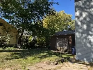 Exterior - 336 Hendee St, Elgin, IL 60123 photo 2 of 2