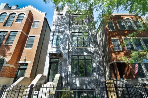 2936 N Damen Ave #3, Chicago, IL 60618