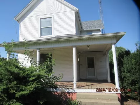 509 Maple St, Redmon, IL 61949