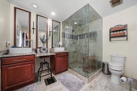 Bath - 18400 Holland Rd, Lansing, IL 60438 photo 1 of 1